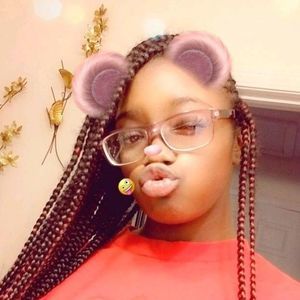 Meet your Posher, Kari